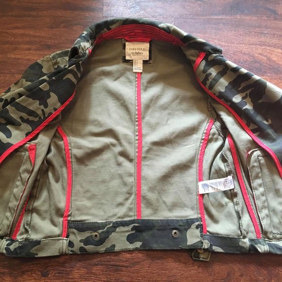 Camo Jacket - Picture 5 of 8